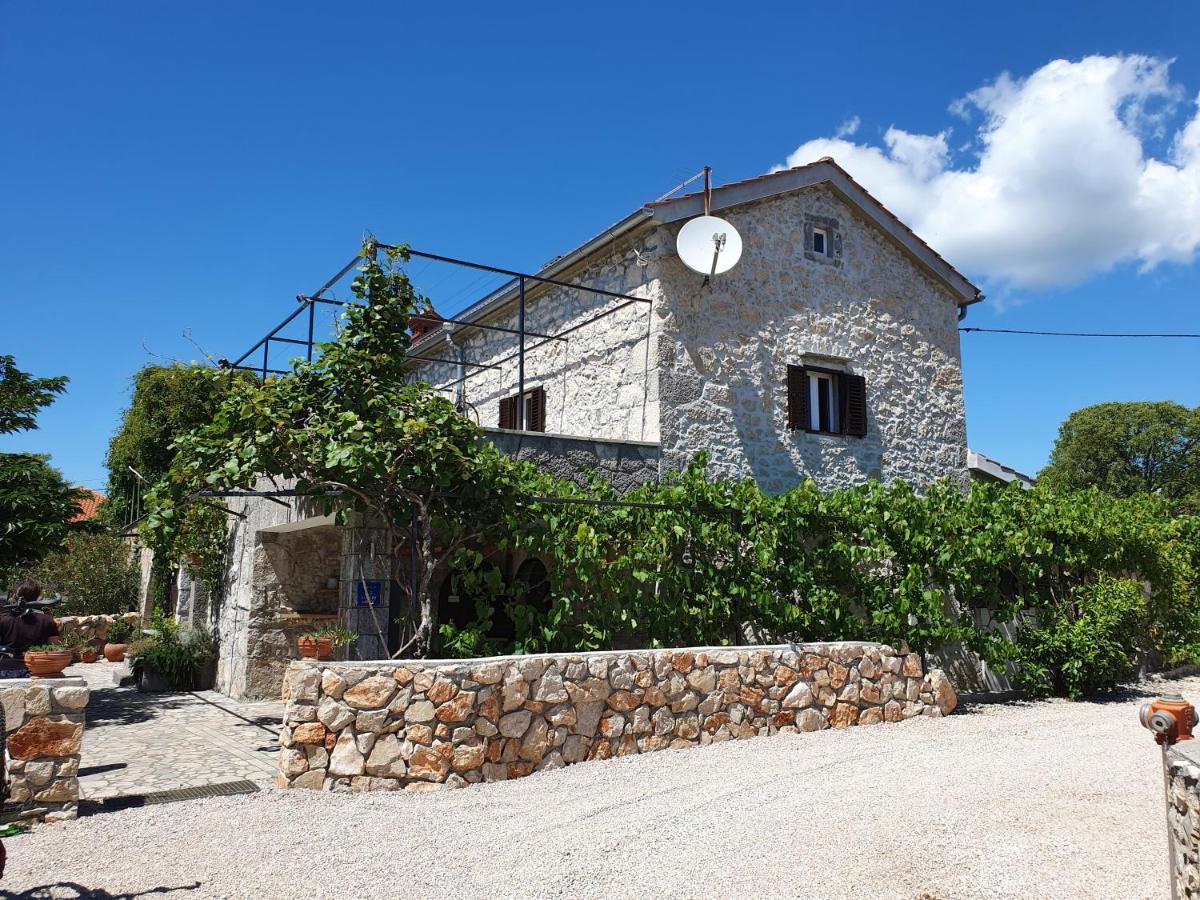 Villa Diny With Pool Pinezići エクステリア 写真